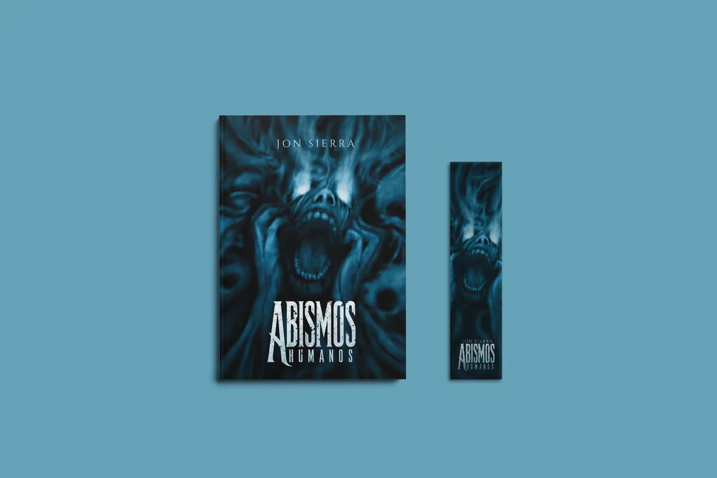 Livro com marcador de páginas